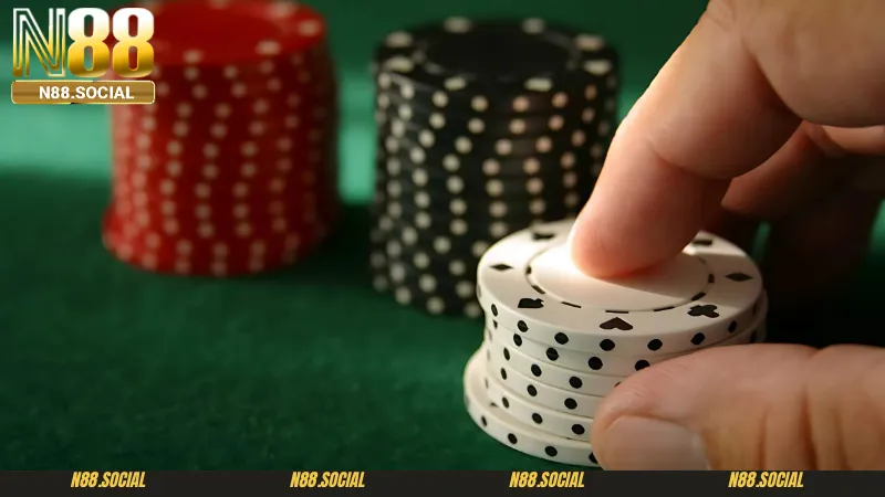 Giải Đáp C-bet Trong Poker Là Gì - Chiến Thuật Bất Bại Không Thể Bỏ Qua - tivon.pro